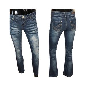 ALMOST FAMOUS Embellished Pocket Distressed Jeans